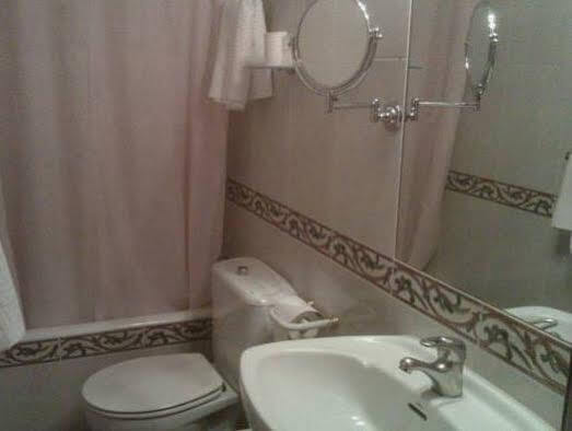 Madrid Playa Rooms ภายนอก รูปภาพ